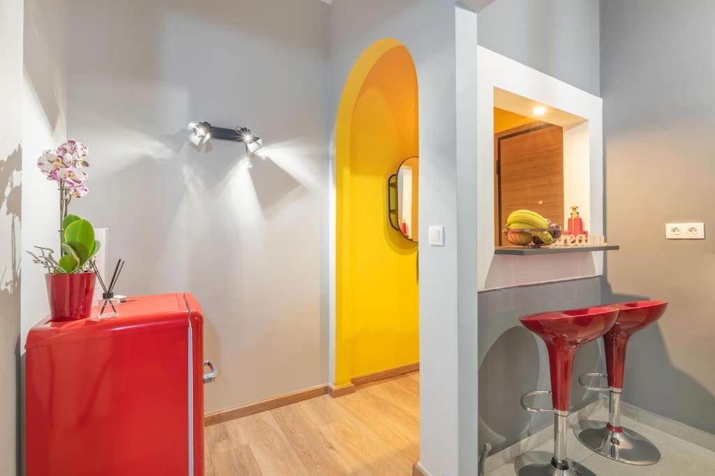 The Hostmaster Hollywood Space Studio 雅典 外观 照片