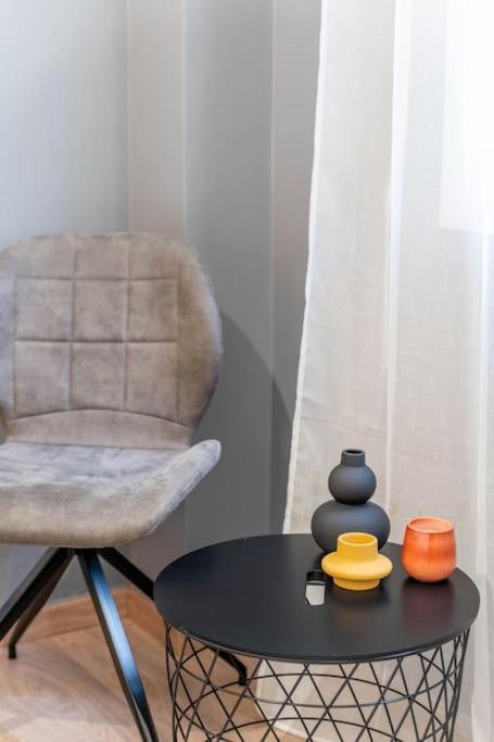 The Hostmaster Hollywood Space Studio 雅典 外观 照片